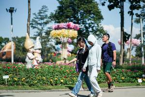 BIB: 
                            <button type="button" onclick="openModal(27620452)" class="btn btn-primary btn-sm float-right btn-popup" data-toggle="modal" data-target=".modal-high-quality">
                        <i class="fas fa-shopping-cart"></i> Add to Cart
                    </button>
                                            <button type="button" onclick="isThisMe(27620452, true)" class="btn btn-success btn-sm float-right btn-popup btn-isme hidden" data-toggle="tooltip" data-placement="bottom" title="นี่คือรูปของคุณใช่ไหม คลิกที่นี่เพื่อเอาเข้าอัลบั้ม">
                        <i class="fas fa-plus"></i> Add to album
                    </button>
                    <button type="button" onclick="isThisMe(27620452, false)" class="btn btn-warning btn-sm float-right btn-popup btn-isnotme hidden">
                        <i class="fas fa-ban"></i> Remove from album
                    </button>